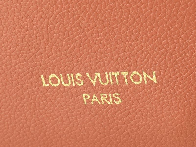 Louis Vuitton Hobo Bags